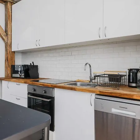 Magnificent -4br-8p- Place De La Nation *